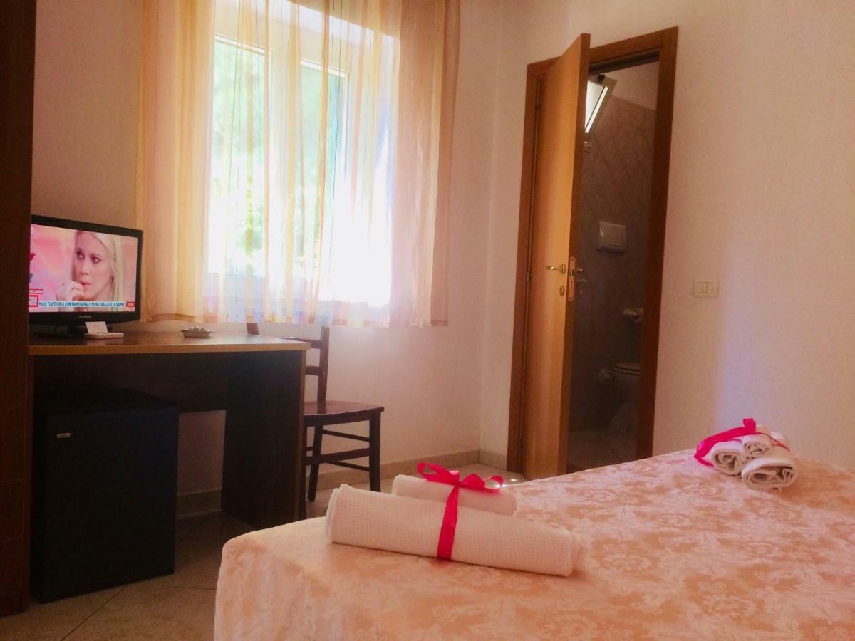Azienda Agricola B&B Macchiaria Vieste Buitenkant foto